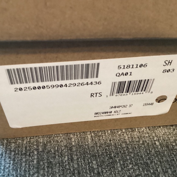 Moon Boot® Luna Low Faux Shearling Lined Boot (Women), size EU 37, $250 - Picture 5 of 15